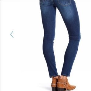 BLANK-NYC skinny leg jeans   Good condition 24